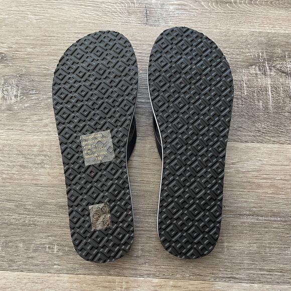 Tory Burch Navy Blue Flip Flop Sandals NWOT - Size: 7 - Picture 6 of 6